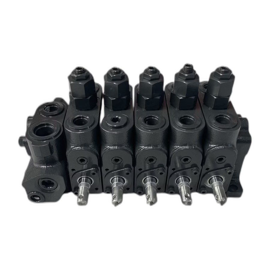 GD825A-2 RH Control Valve Assembly 235-60-35401